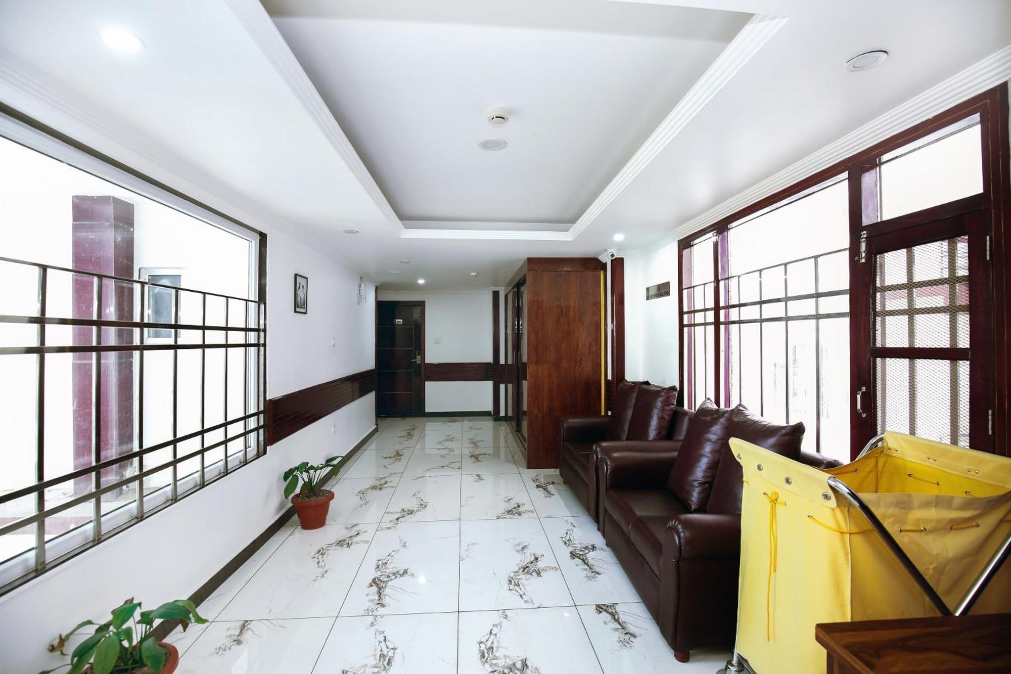 Hotel White Grand Shimla - In City Centre - A Centrally Ac Hotel Kültér fotó