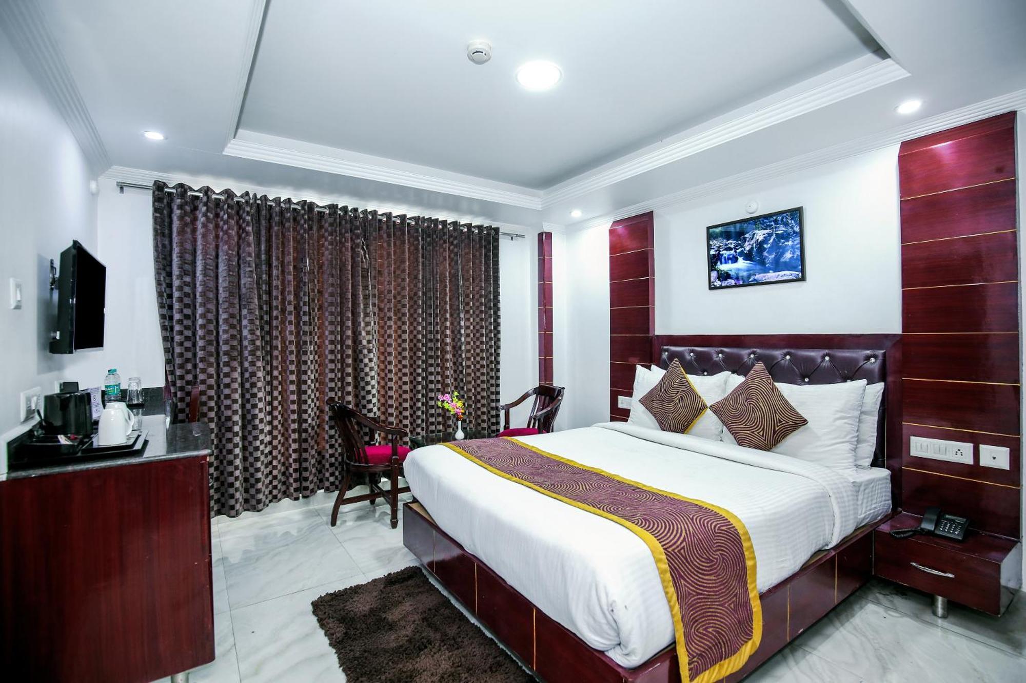 Hotel White Grand Shimla - In City Centre - A Centrally Ac Hotel Kültér fotó