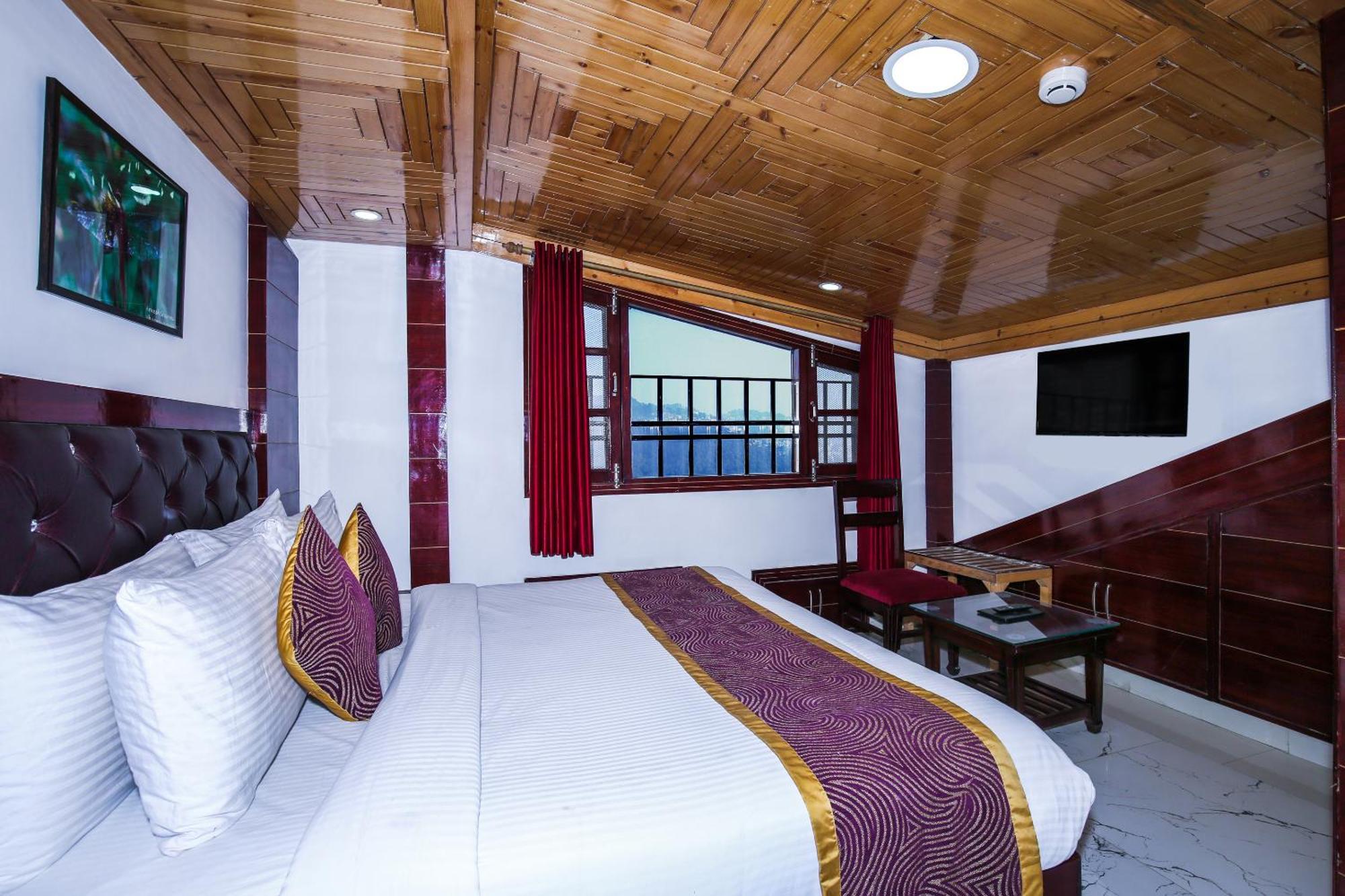 Hotel White Grand Shimla - In City Centre - A Centrally Ac Hotel Kültér fotó
